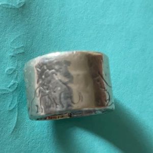 Jes Maharry  circle of Friends Ring (7)